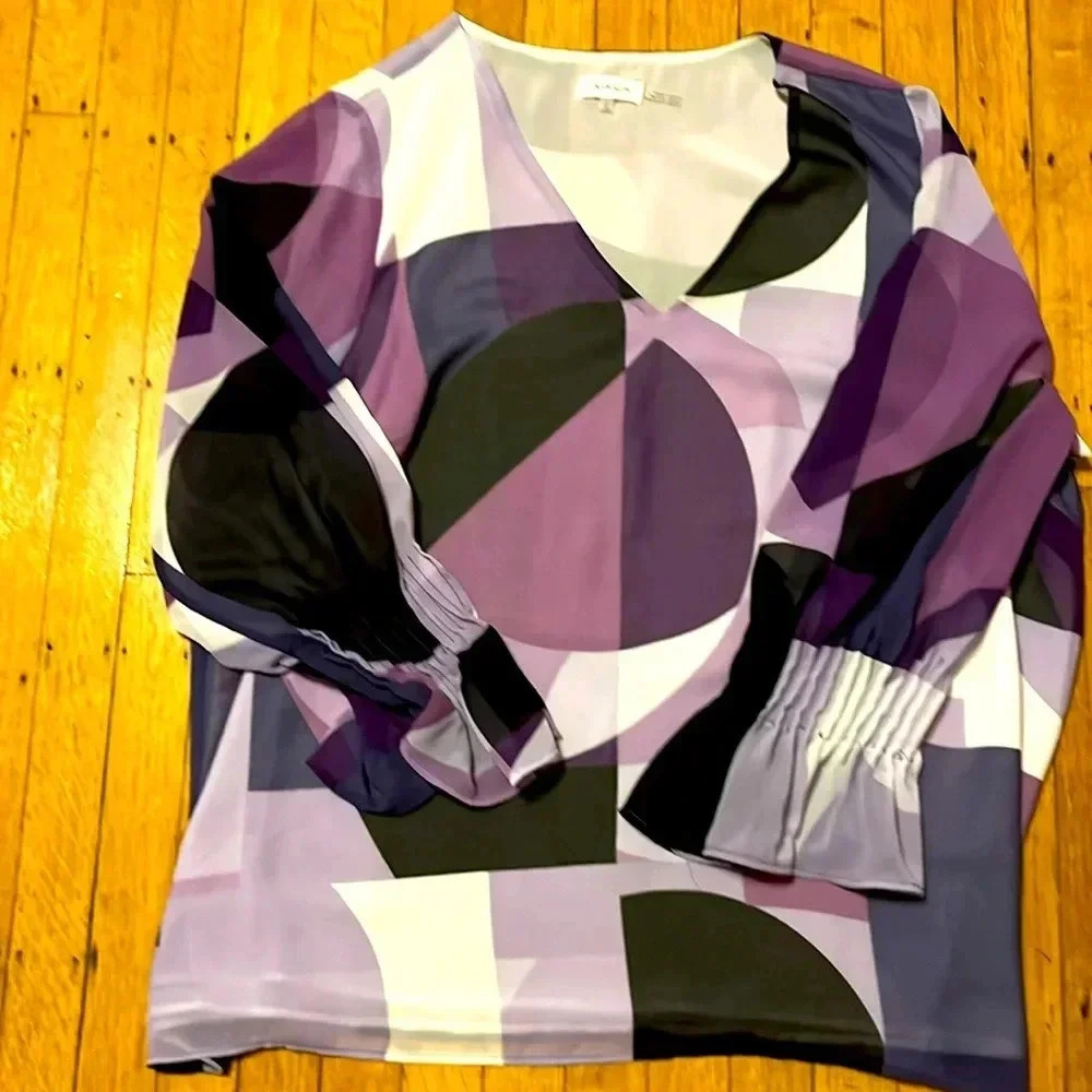 Geometric blouse new